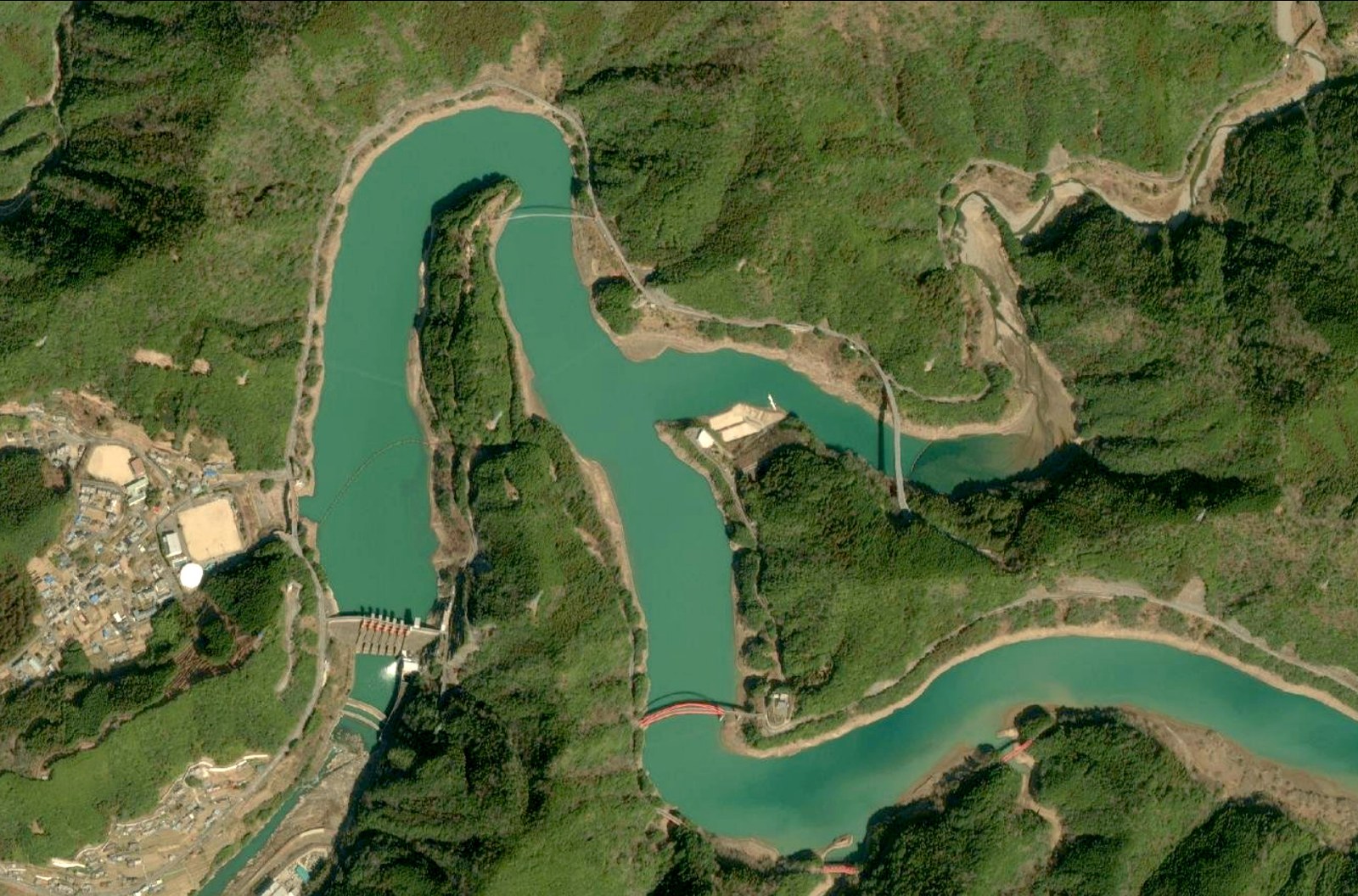 和歌山県日高川町の椿山ダム