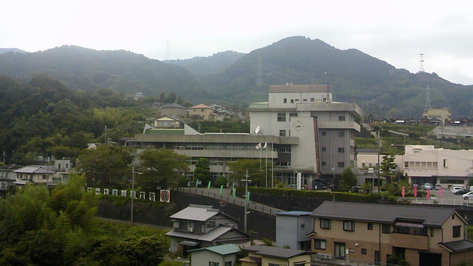 和歌山県九度山町役場の外観