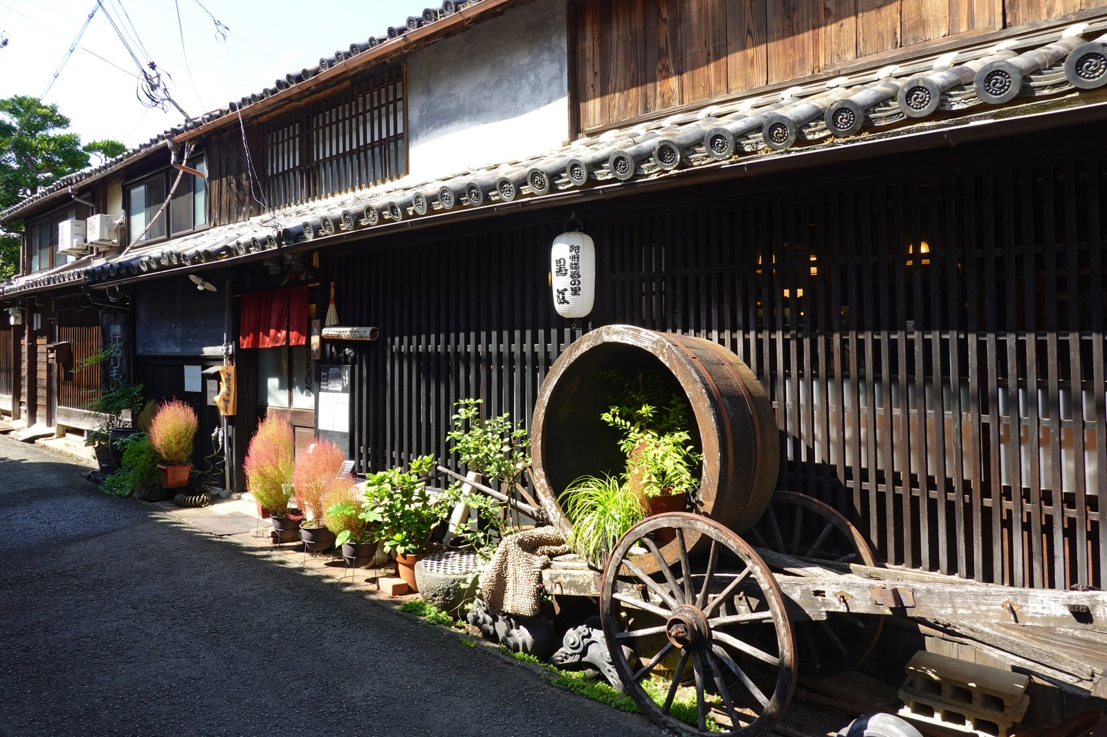 和歌山県海南市黒江の町並み
