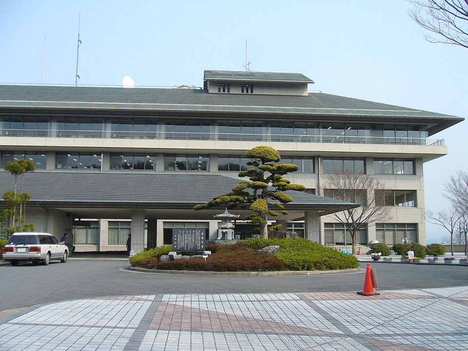 和歌山県田辺市役所の外観